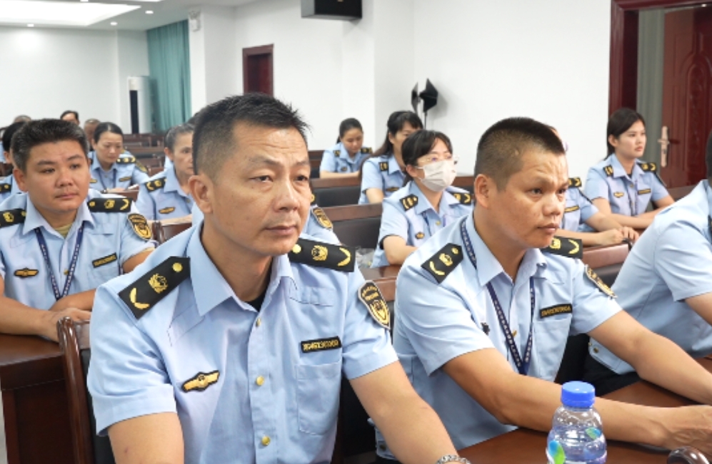 海南省安宁医院联合海口市综合行政执法局琼山分局开展”六进“心理健康活动第4张