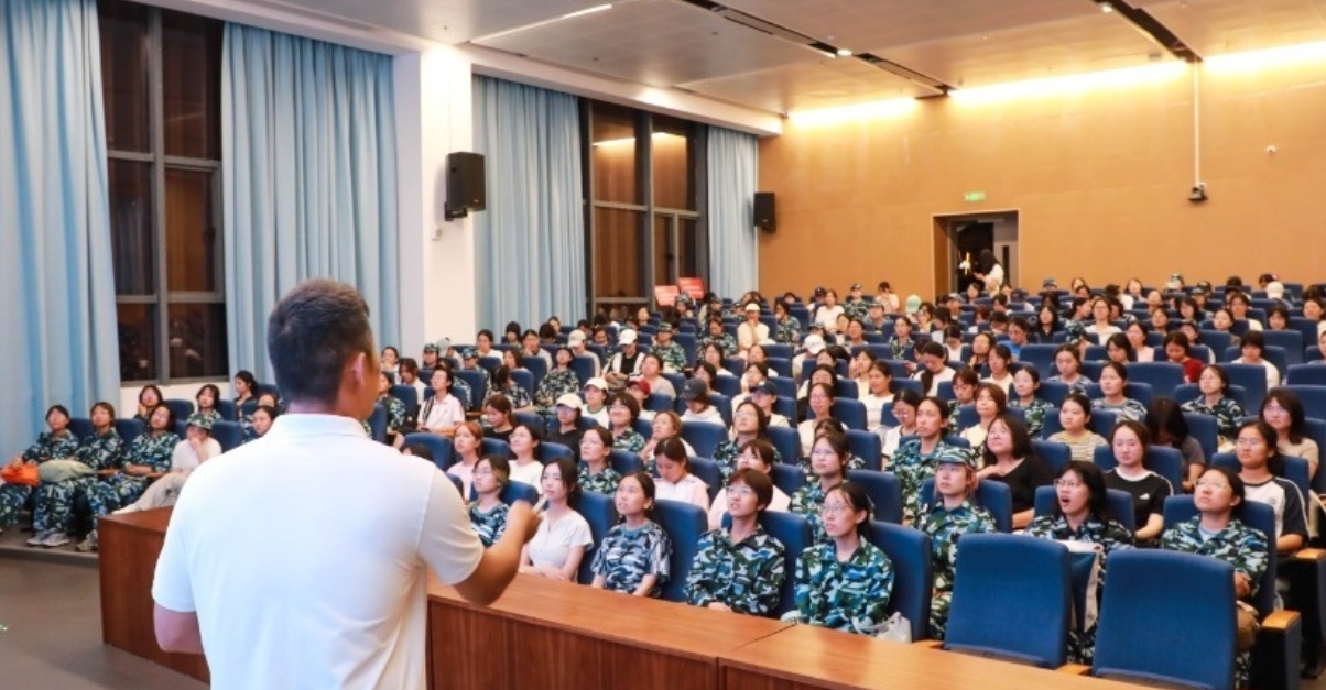海南省心理健康 “六进” 活动走进海南大学观澜湖校区第4张