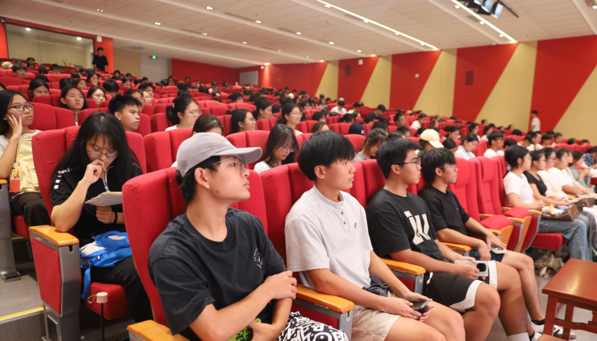 科普睡眠健康 海南省安宁医院 “六进” 活动走进琼台师院桂林洋校区第2张