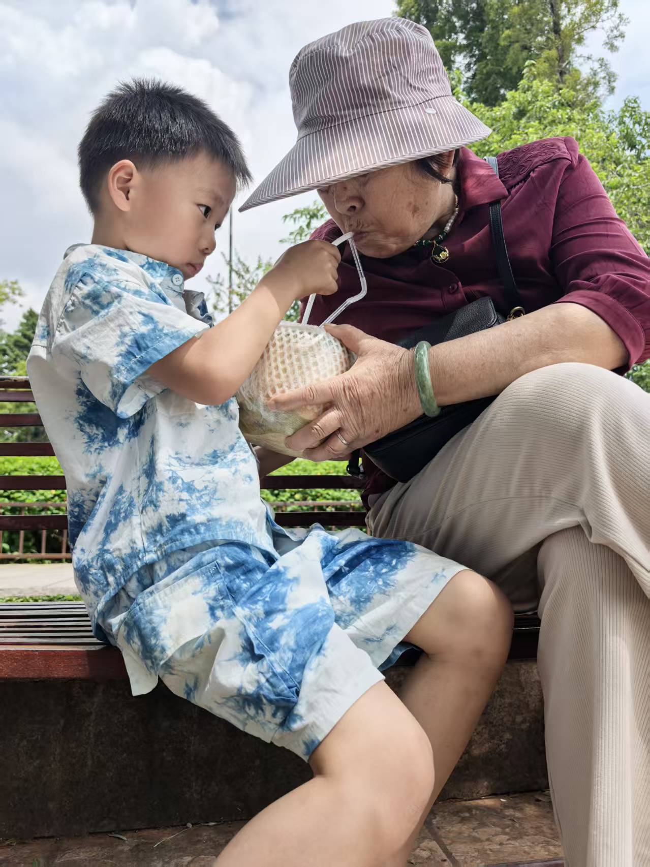 583d1c2e36158fab385d23a2e8cb01e6