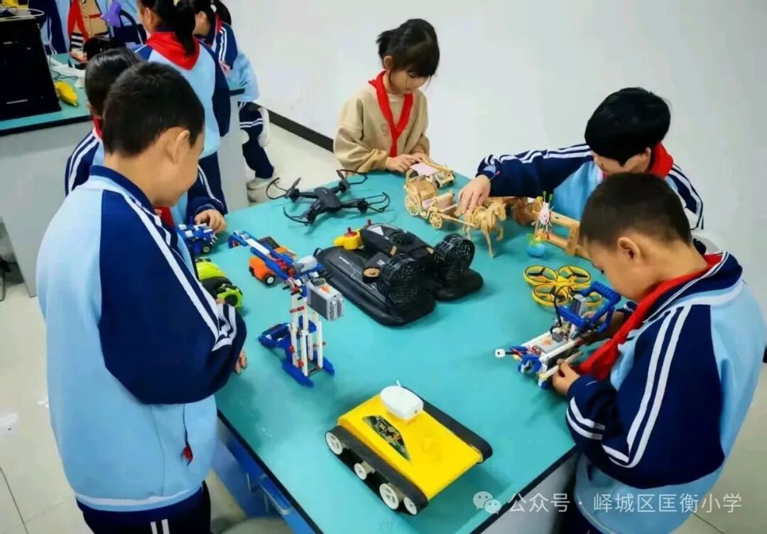 简篇-【2025年全国科普月】科技改变生活 创新赢得未来--峄城区匡衡小学科普体验活动