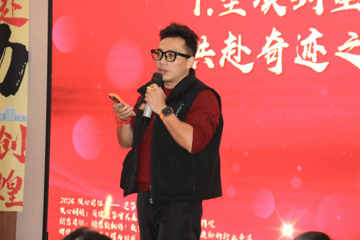 fdf47d5e-2082-4e46-8d2c-05380e210af5