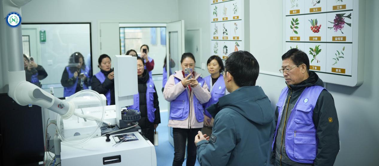 2c7a0234fccb4b68d8feb13d1a8dda8c_