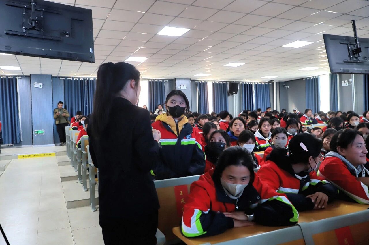 b5cba0c59186034f03c52a7f1f0c5f5b