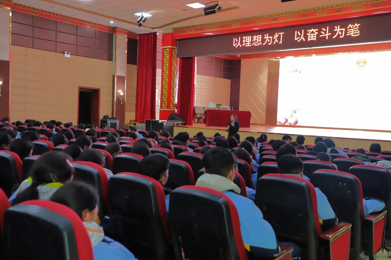 c0755748a659428b858c29ae27731920